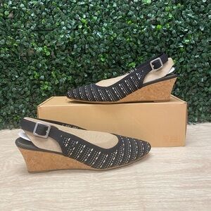 Elegant Black Wedge Sandals